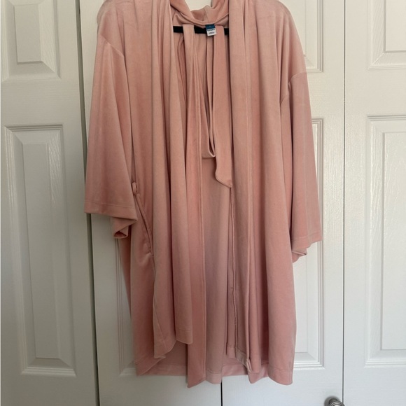 Old Navy Other - Old Navy Pink Women's Robe